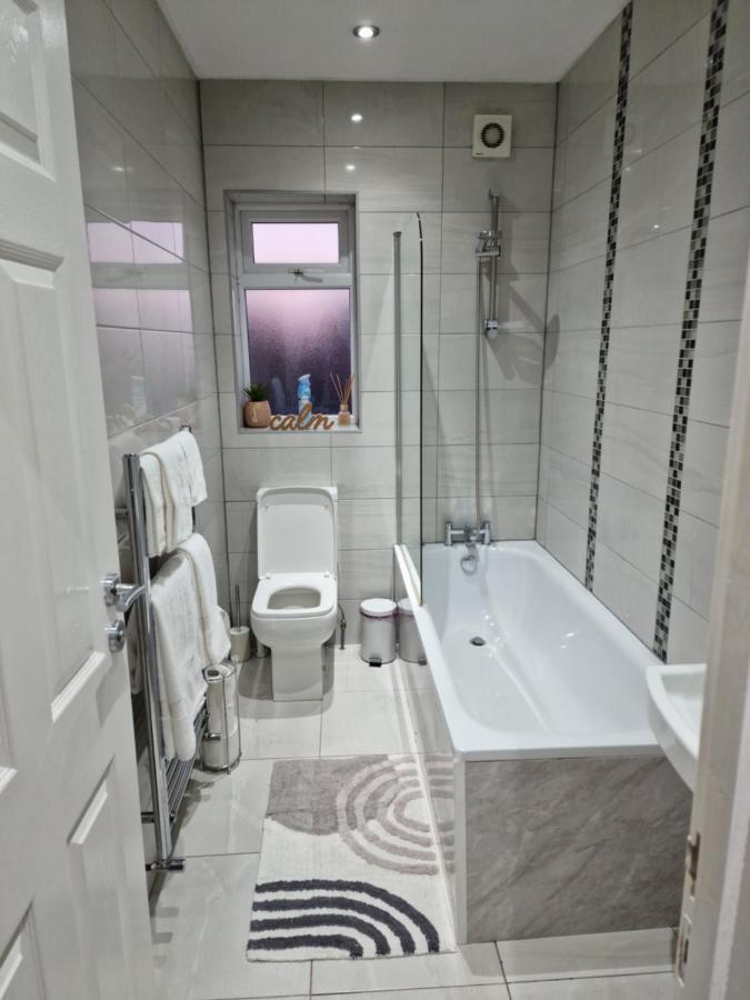 Apartment Modern - Travellers & Contractors Welcomed Watford (Hertfordshire)